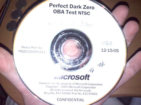 Perfect_Dark_Zero_-_360_-_Feature_CD_Image (1)